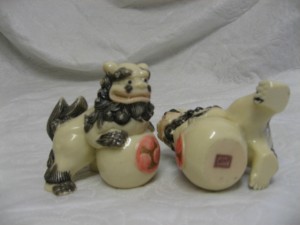 Lions with balls - Image 4